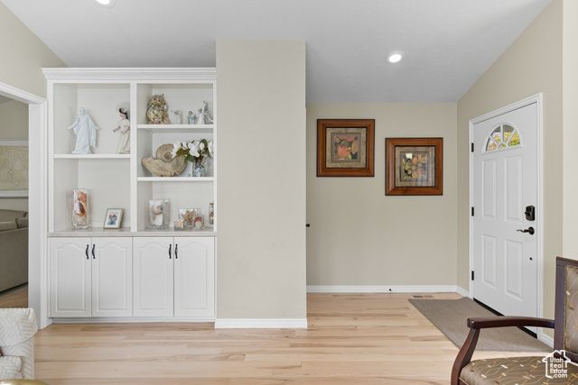 2559 E CUPECOY DR, Cottonwood Heights, UT 84121