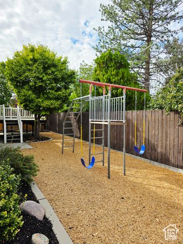 2559 E CUPECOY DR, Cottonwood Heights, UT 84121