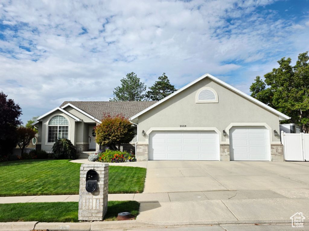 2559 E CUPECOY DR, Cottonwood Heights, UT 84121