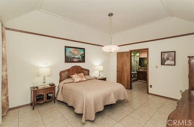 7355 N Pacific, Fresno, CA 93711