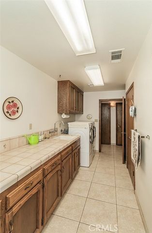 7355 N Pacific, Fresno, CA 93711