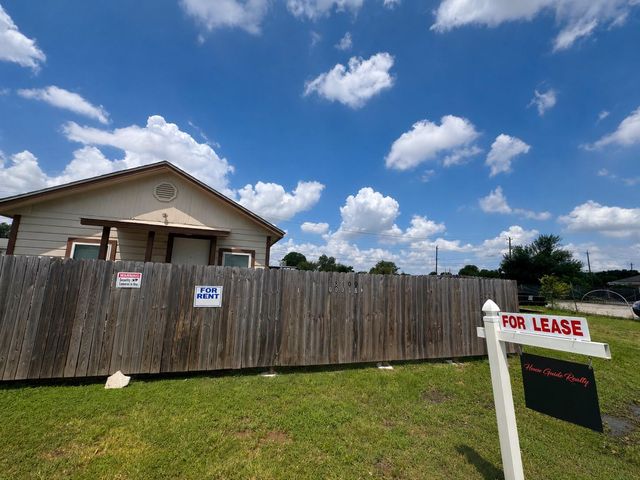 8109 Double Avenue, Houston, TX 77088