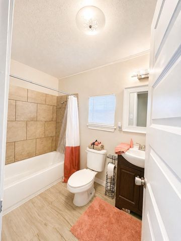 8109 Double Avenue, Houston, TX 77088