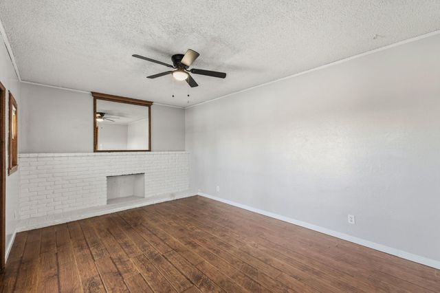 873 W Euclid Avenue, Clovis, CA 93612