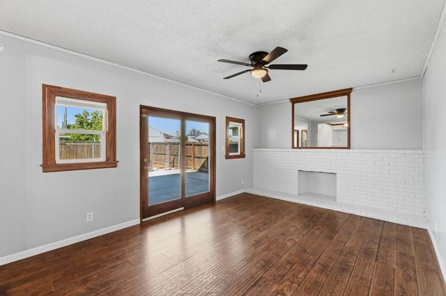 873 W Euclid Avenue, Clovis, CA 93612