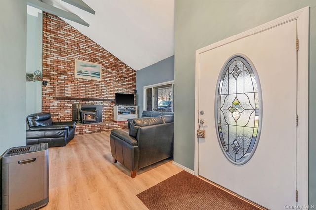 77 Propose Road, Shirley, NY 11967