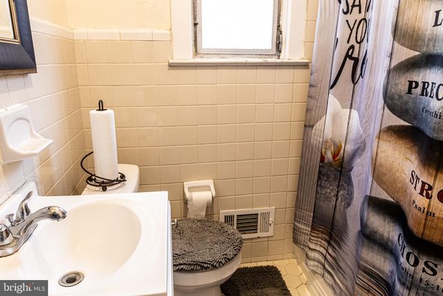 4775 W END AVE, Pennsauken, NJ 08109