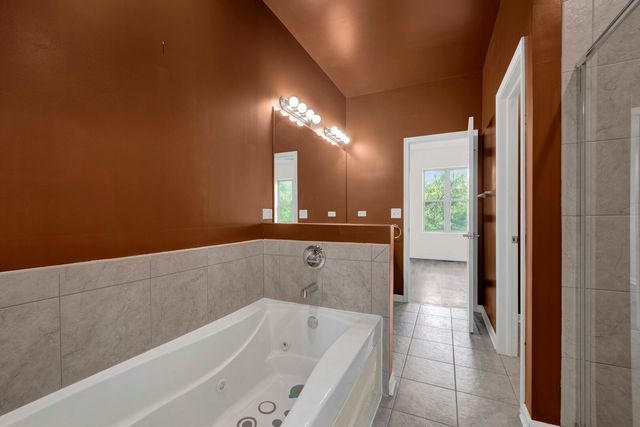 2503 S Calumet Avenue, Chicago, IL 60616