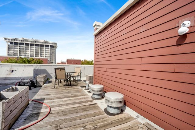 2503 S Calumet Avenue, Chicago, IL 60616