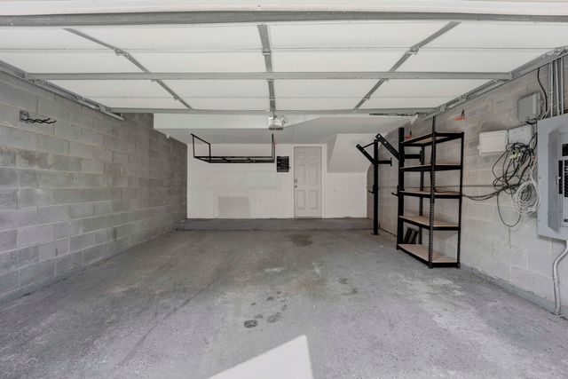 2503 S Calumet Avenue, Chicago, IL 60616