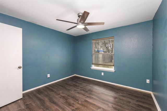 321 Iberis Drive, Arlington, TX 76018