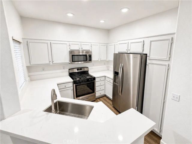 26526 Arboretum 2002, Murrieta, CA 92563