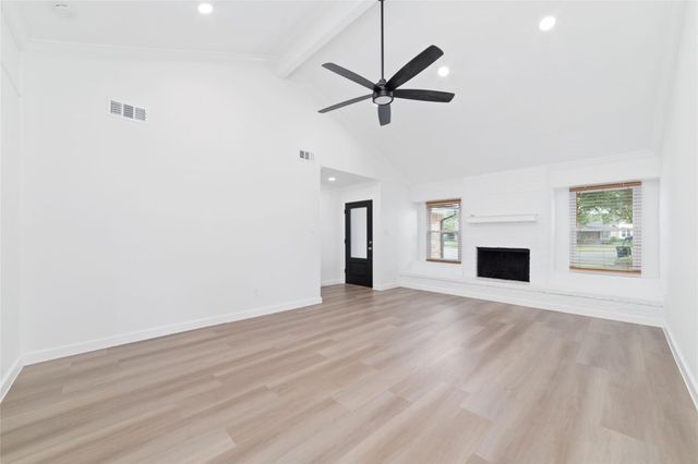 2500 Parkway Avenue, Rosenberg, TX 77471