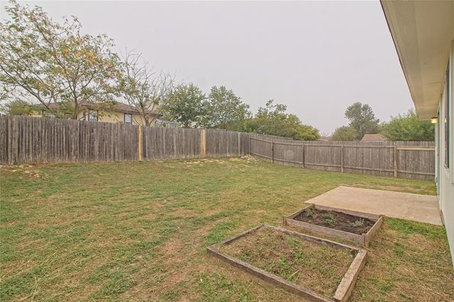 313 Avalanche Ave, Georgetown, TX 78626