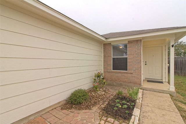 313 Avalanche Ave, Georgetown, TX 78626