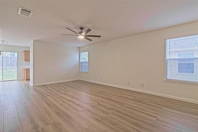 313 Avalanche Ave, Georgetown, TX 78626