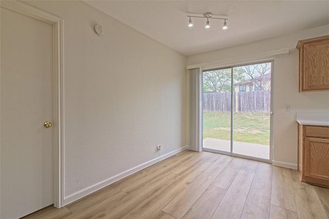 313 Avalanche Ave, Georgetown, TX 78626