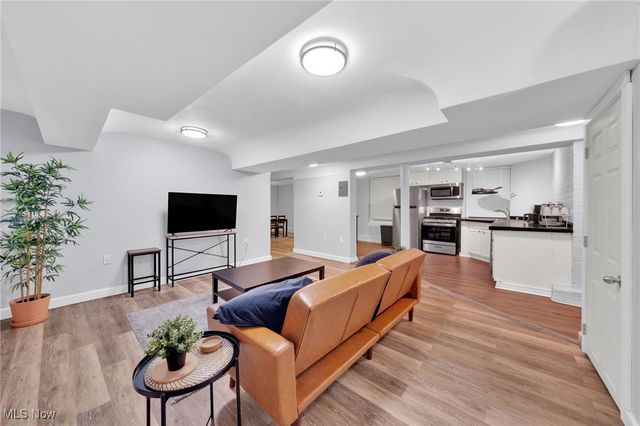 11433 Ashbury Avenue 1, Cleveland, OH 44106