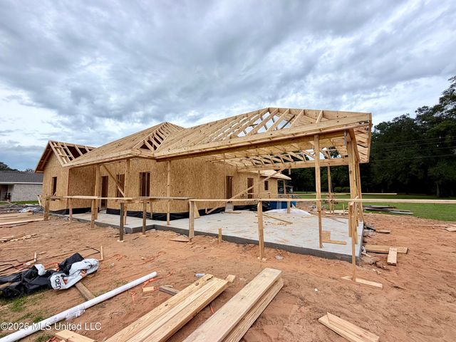 6715 Caraway Road, Moss Point, MS 39562