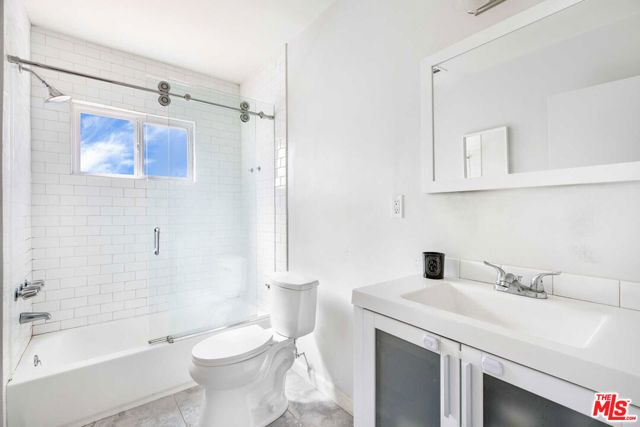 1205 N GENESEE Avenue, West Hollywood, CA 90046