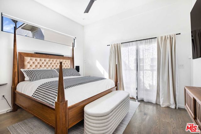 1205 N GENESEE Avenue, West Hollywood, CA 90046