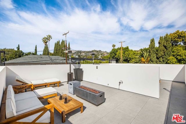 1205 N GENESEE Avenue, West Hollywood, CA 90046