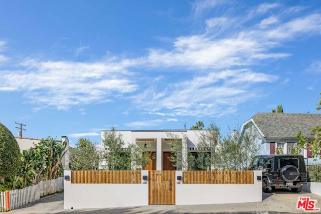 1205 N GENESEE Avenue, West Hollywood, CA 90046
