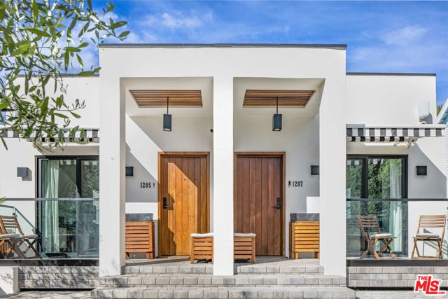 1205 N GENESEE Avenue, West Hollywood, CA 90046