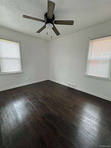 14919 Fairmount Drive, Detroit, MI 48205