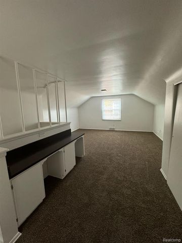 14919 Fairmount Drive, Detroit, MI 48205