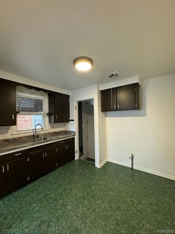 14919 Fairmount Drive, Detroit, MI 48205