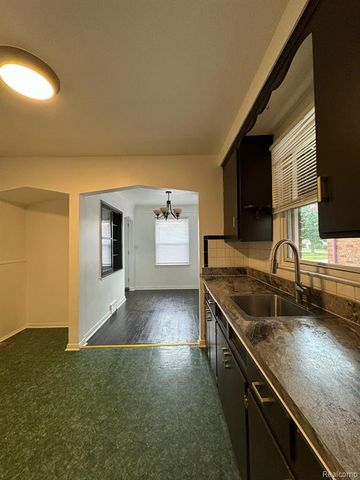 14919 Fairmount Drive, Detroit, MI 48205