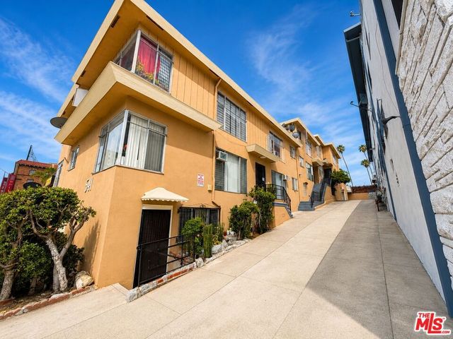541 S Normandie Avenue, Los Angeles, CA 90020