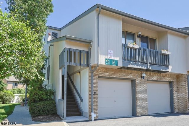 2 Hart Dr, West Orange Twp., NJ 07052