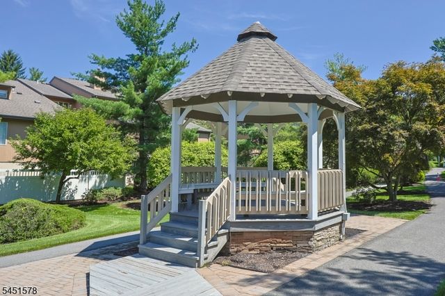 2 Hart Dr, West Orange Twp., NJ 07052
