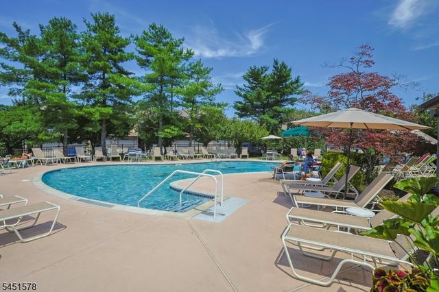 2 Hart Dr, West Orange Twp., NJ 07052