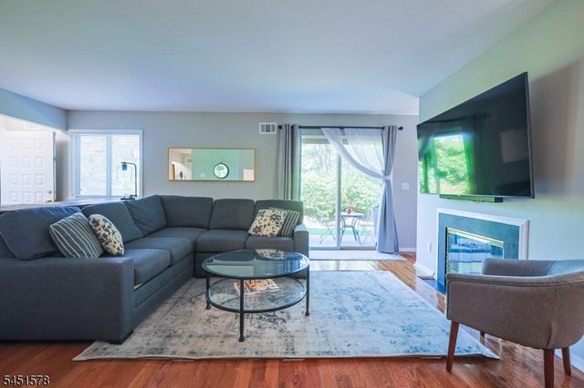 2 Hart Dr, West Orange Twp., NJ 07052