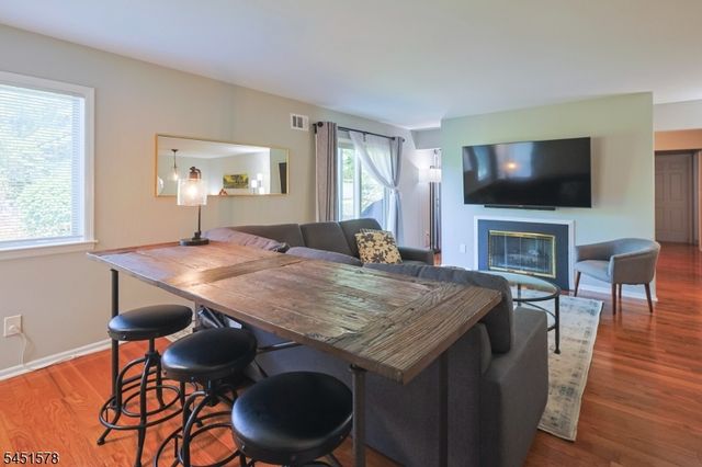 2 Hart Dr, West Orange Twp., NJ 07052