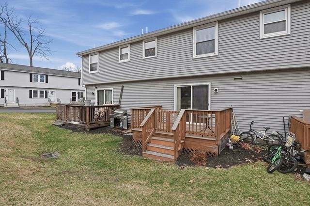 270 Sunderland Road 2, Worcester, MA 01604