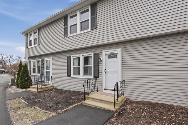 270 Sunderland Road 2, Worcester, MA 01604