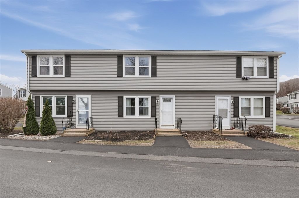 270 Sunderland Road 2, Worcester, MA 01604