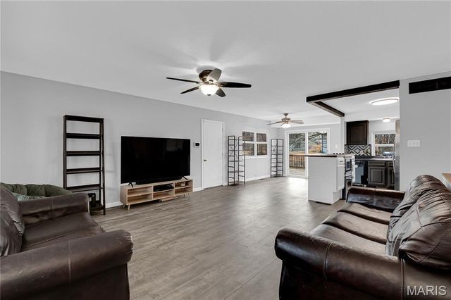 12670 Parktrails Lane, Black Jack, MO 63033