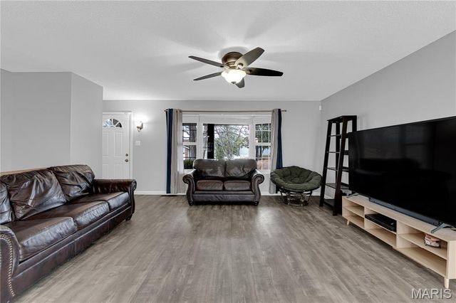 12670 Parktrails Lane, Black Jack, MO 63033