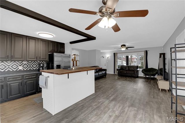 12670 Parktrails Lane, Black Jack, MO 63033