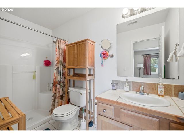 673 Se 148TH Ave 11, Portland, OR 97233