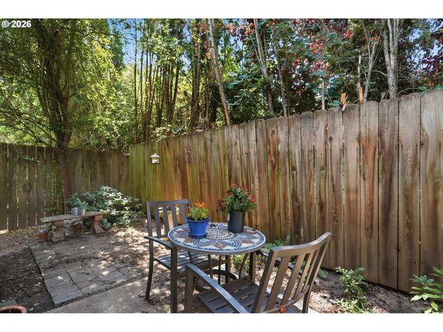 673 Se 148TH Ave 11, Portland, OR 97233