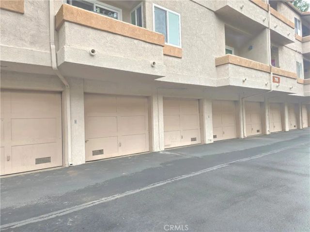 7115 Woodlake B, West Hills, CA 91307