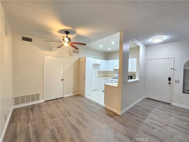 7115 Woodlake B, West Hills, CA 91307