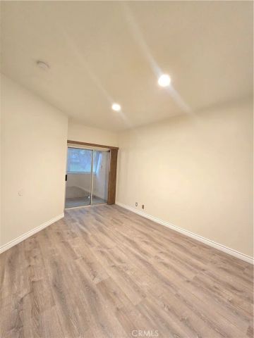 7115 Woodlake B, West Hills, CA 91307
