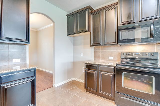 1537 Silverstone Drive, Weatherford, TX 76087